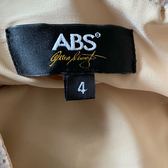 ABS By Allen Schwartz Black White Eyelet Trim Romper Cuffed Shorts Detail - Picture 3 of 3